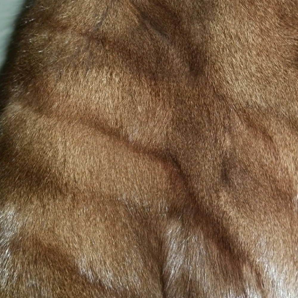 Real Mink - Picture 2 of 2